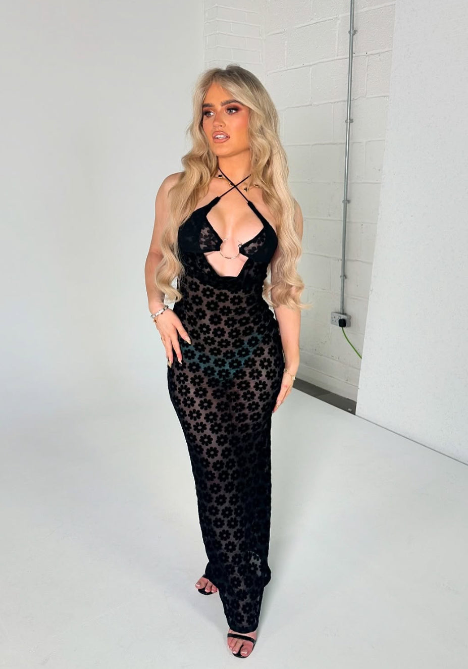 Christmas watts that trend wtt dresses womens fashion latest trends oh polly boohoo pretty little thing models influencers outfits gym wear jumpsuits coords two piece sets womens clothing